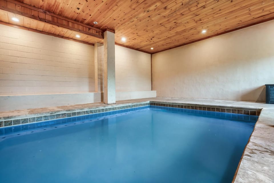 Mountain Paradise Lodge by Venture Smoky Mountains House in Pigeon Forge