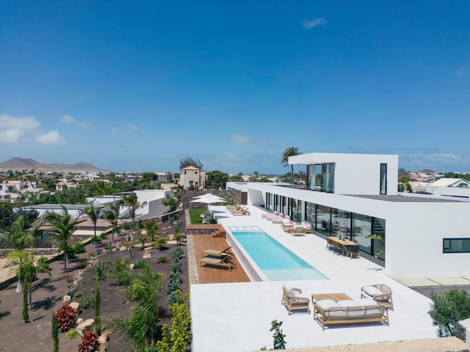 Villa White Lava by Aura Collection Villa in Lajares