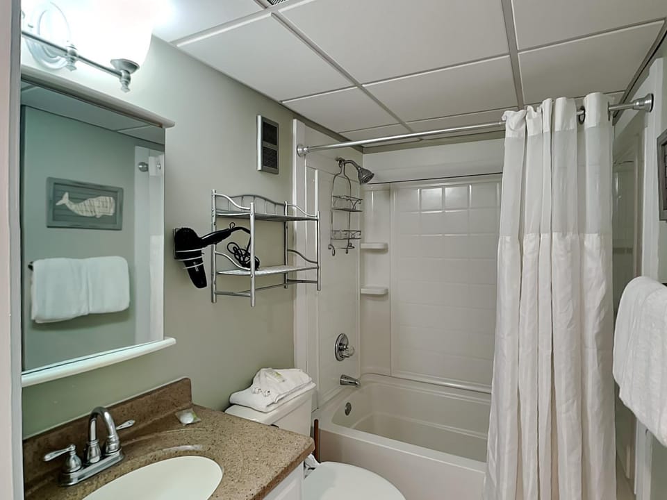 Shower, Bathroom, Bath, storage, towels