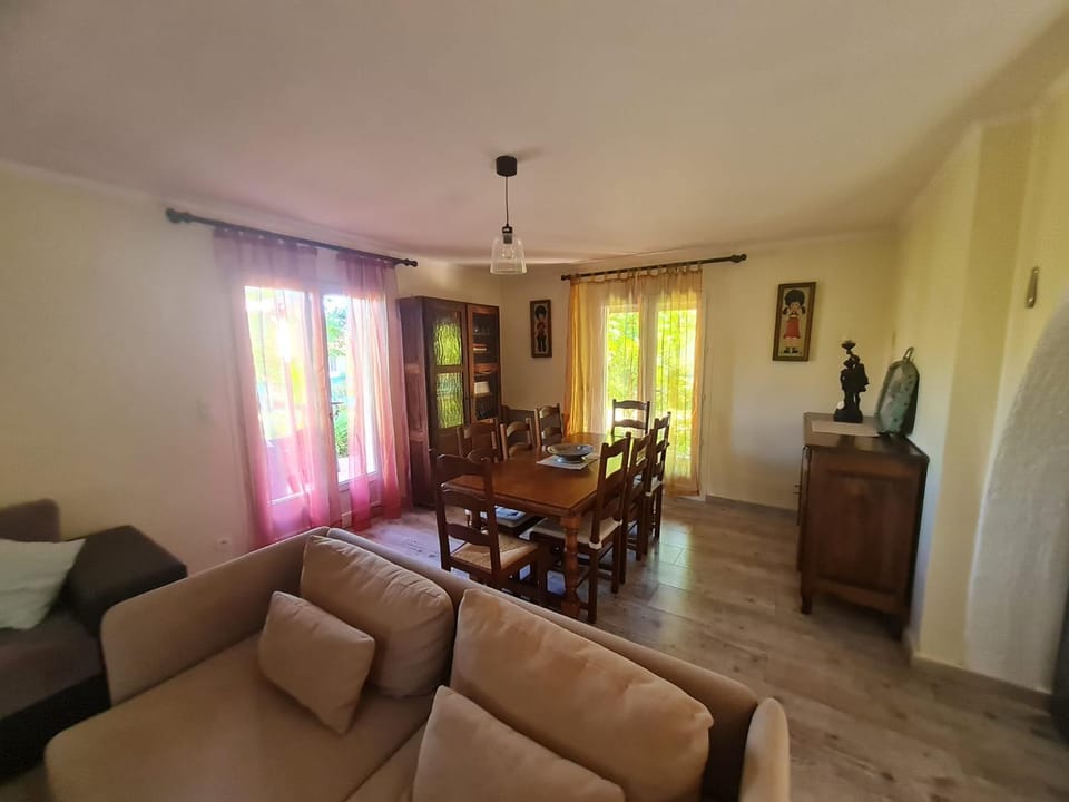 Laragne villa vacances famille House in Provence-Alpes-Côte d'Azur
