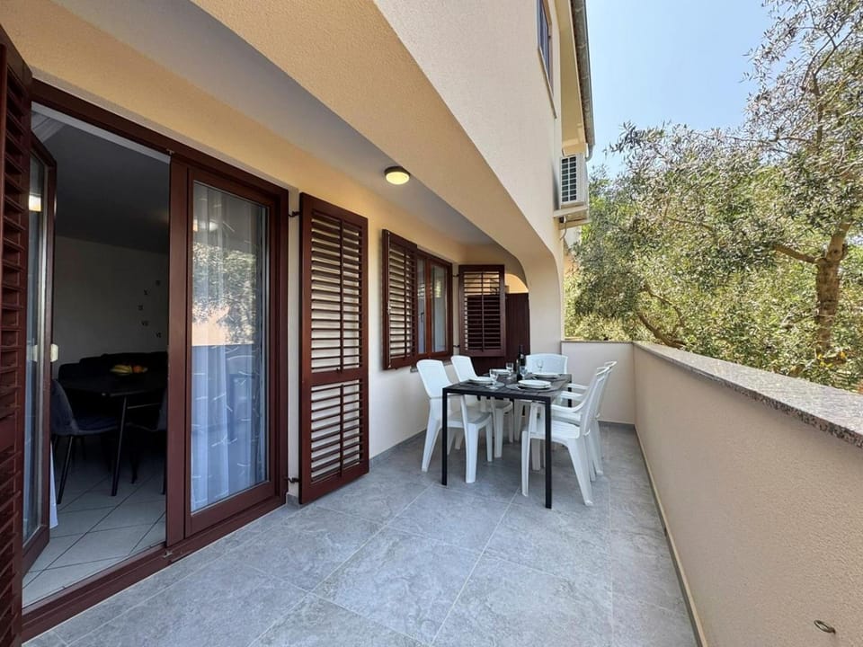 Apartment Dunato I Bed and Breakfast in Primorje-Gorski Kotar County