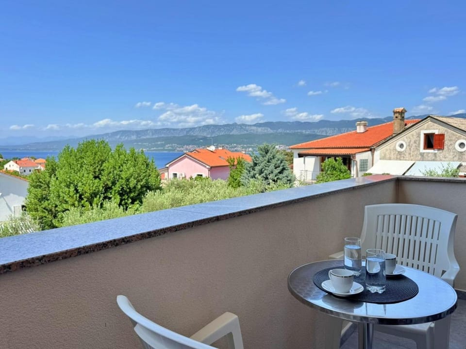 Balcony/Terrace, City view, Sea view