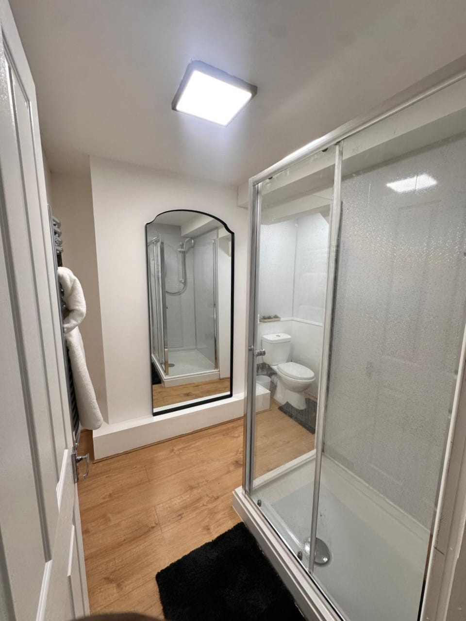 Hope House King Studio Maidstone Apartment in Maidstone