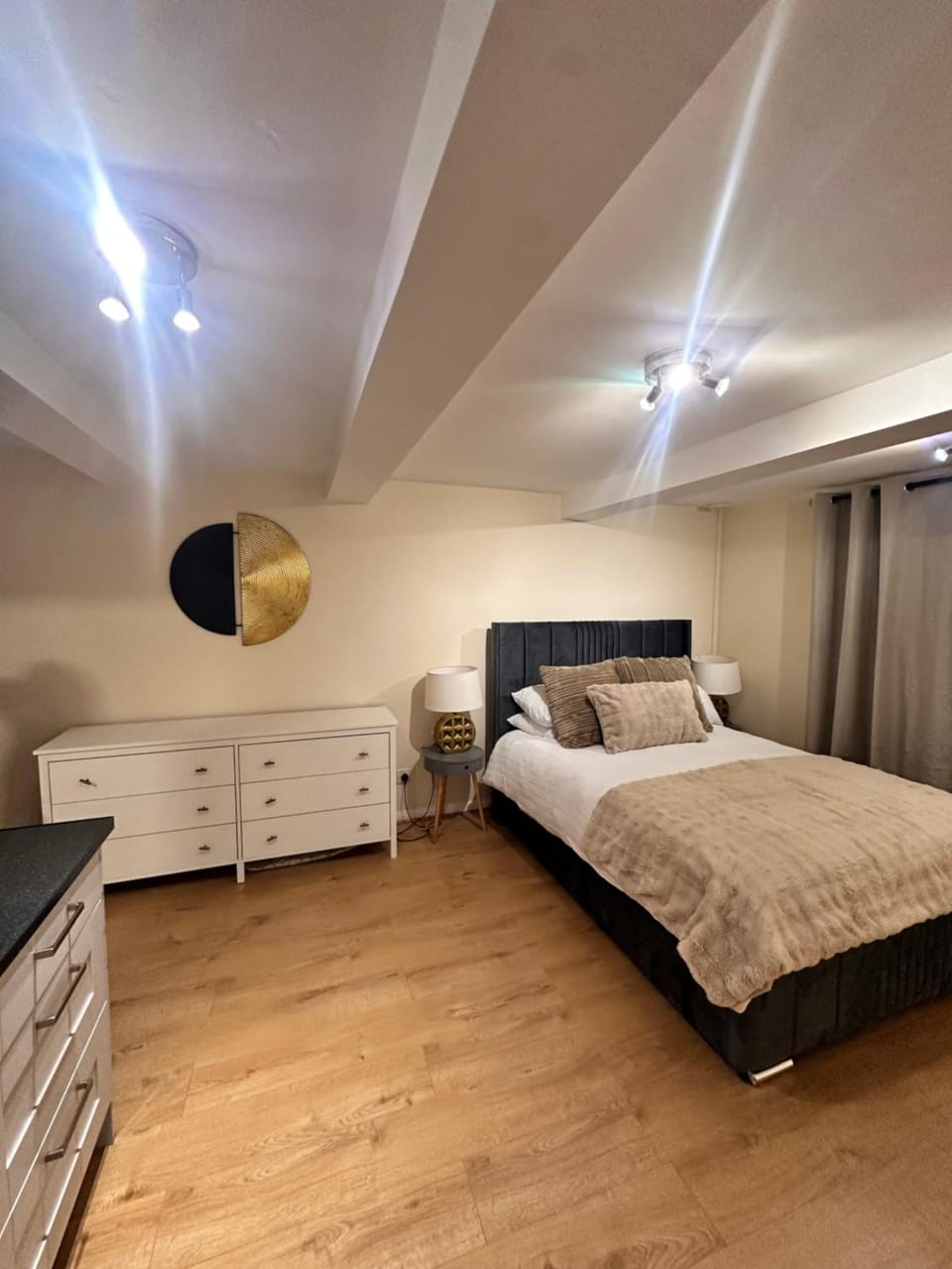 Hope House King Studio Maidstone Apartment in Maidstone