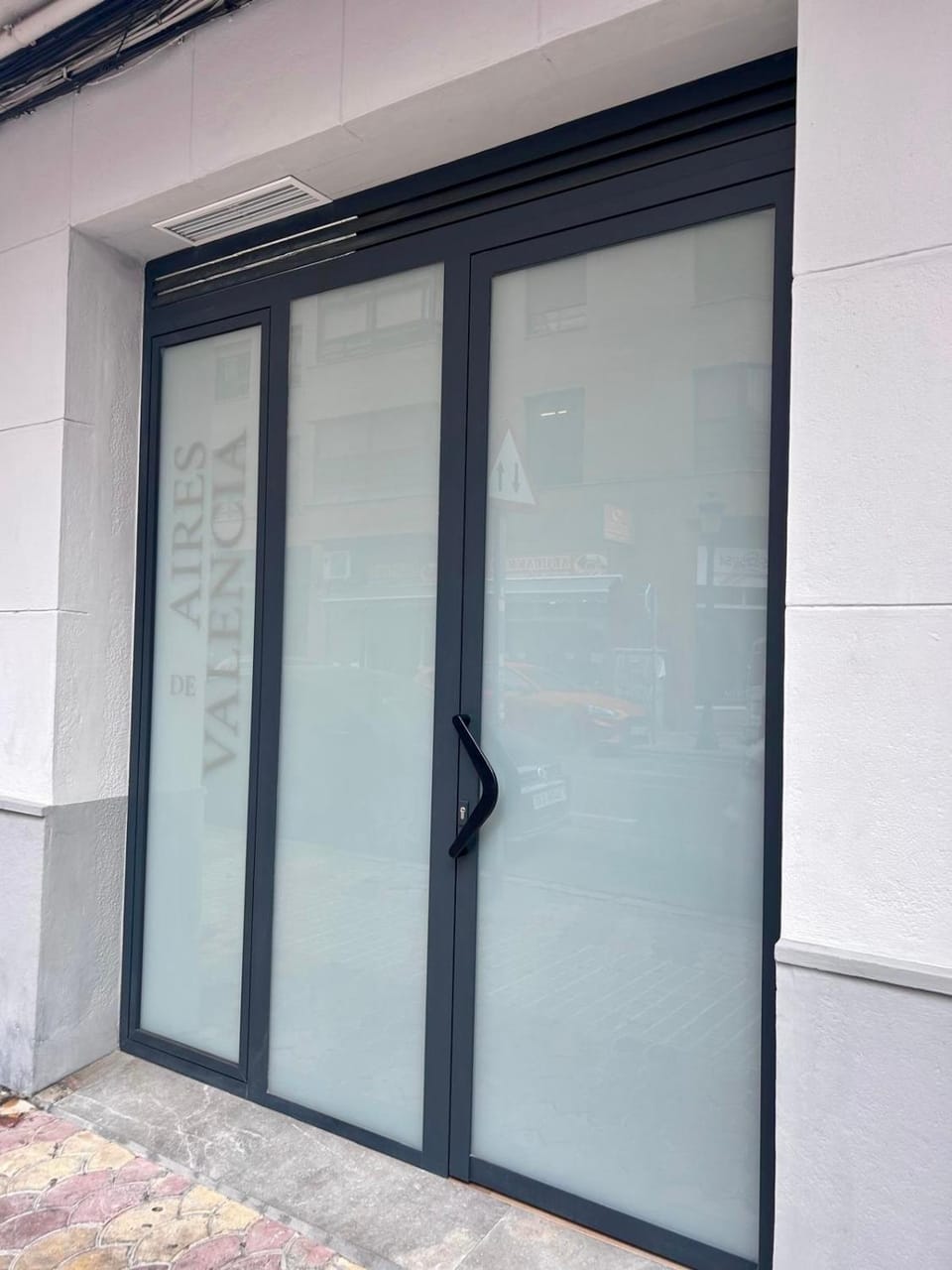 Facade/entrance