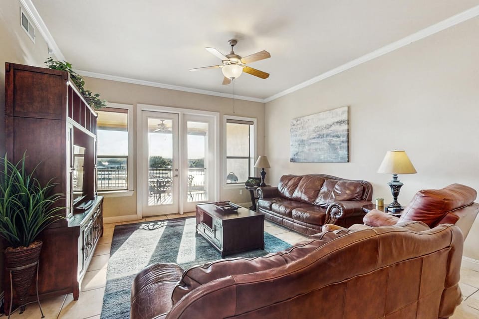 The Waters Condo Building 3 - The Cape on the Lake Apartment in Lake Lyndon B Johnson