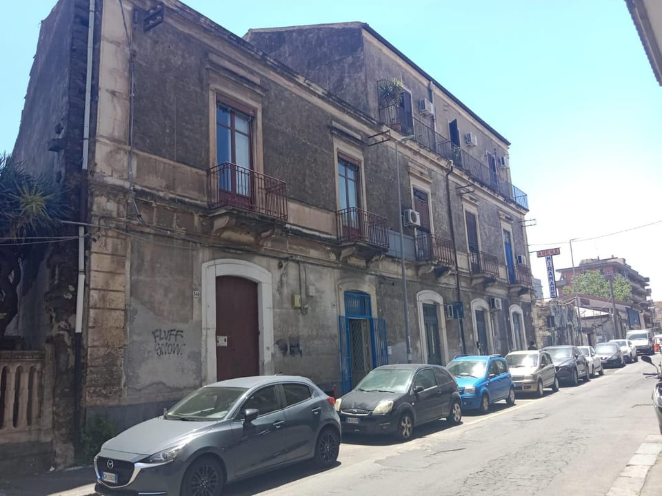 CasaStazionePicanello Apartment in Catania