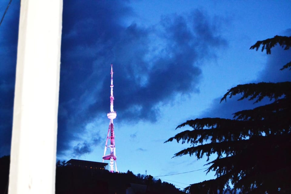 Nearby landmark, On site