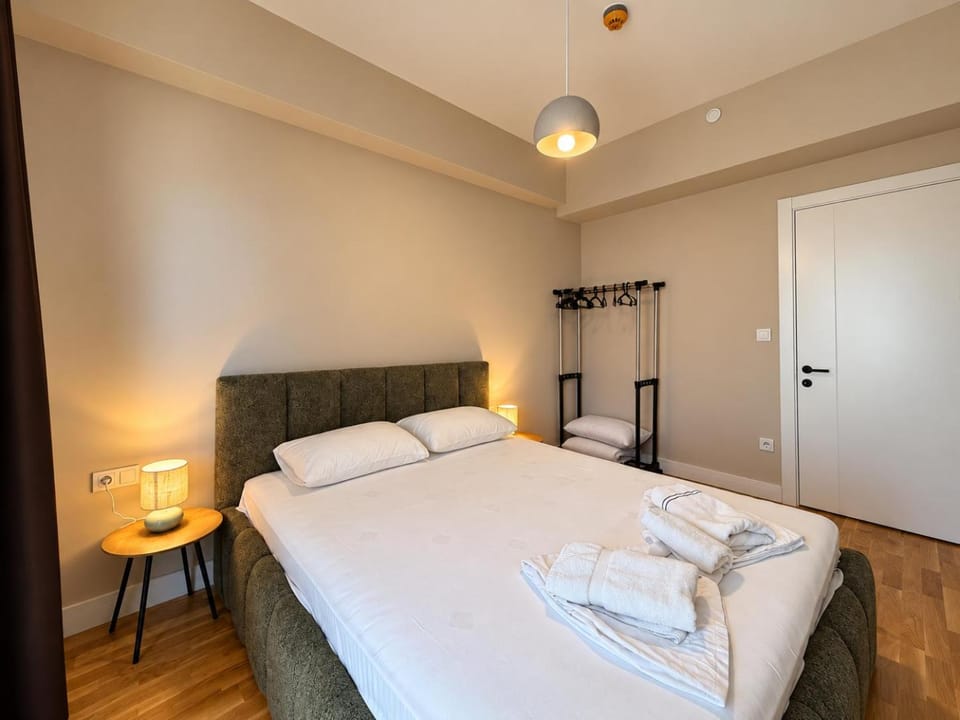 Bed, Photo of the whole room, Bedroom, towels, wardrobe