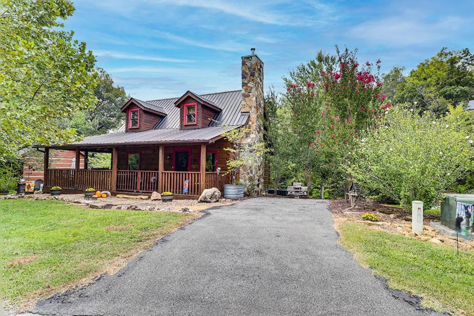 Smoky Time Out by Venture Smoky Mountains House in Sevierville