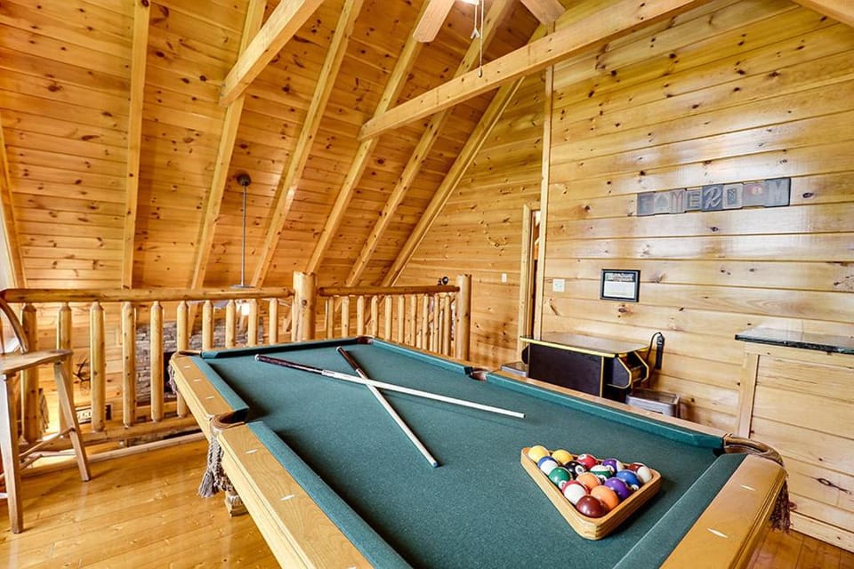 Smoky View Cabin by Venture Smoky Mountains Cabin in Sevier County