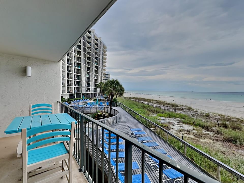 Balcony/Terrace, Beach, Sea view, Swimming pool