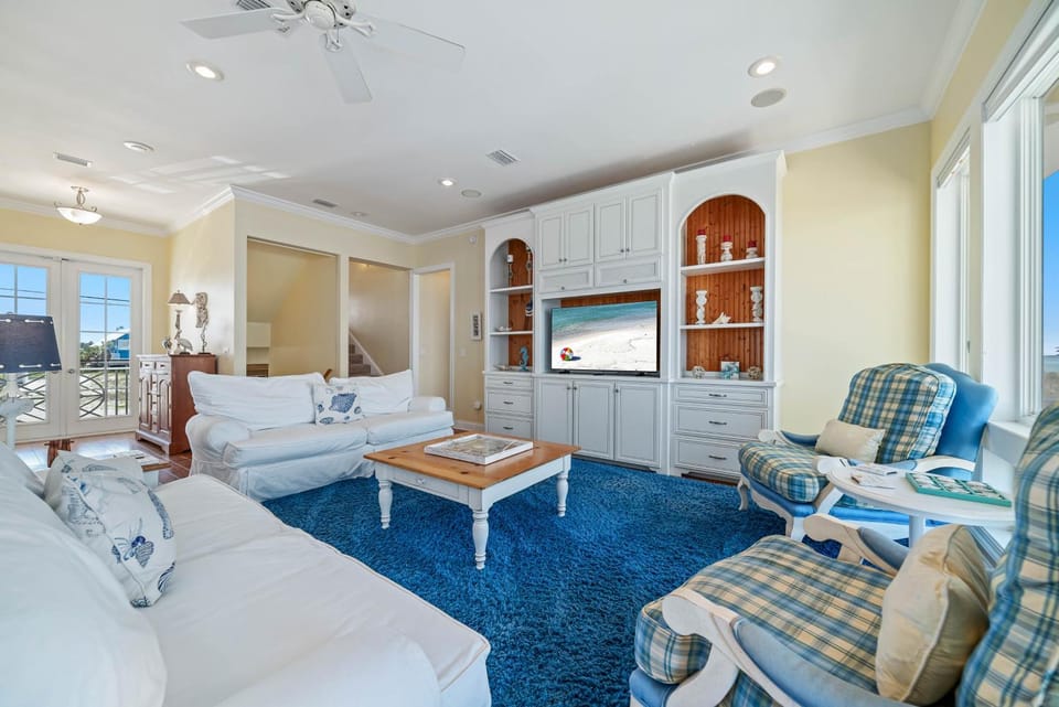 Sandy Ranch House in West Beach