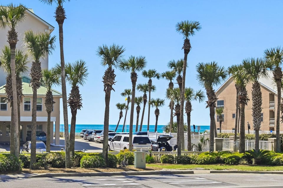 Caribbean Dunes 105 House in Destin