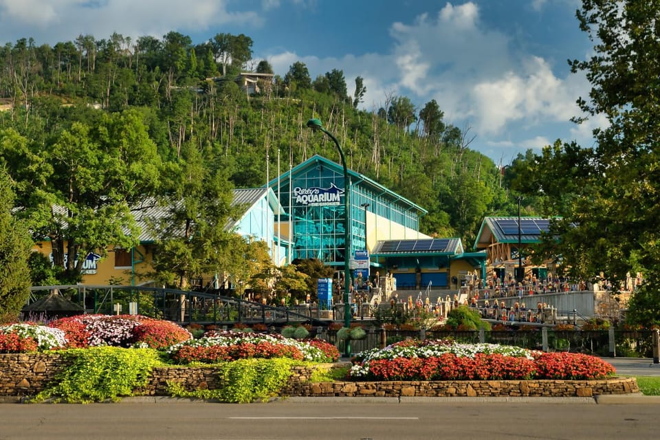 The Great Getaway by Venture Smoky Mountains House in Sevier County