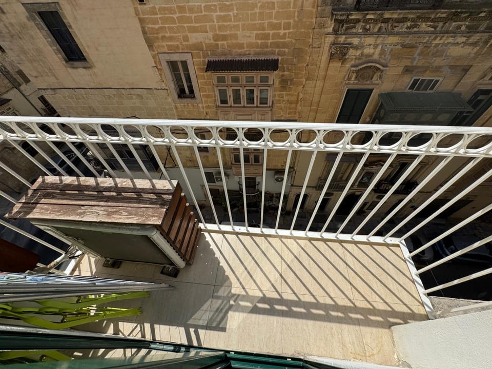 Bentley Floriana Suites Apartment in Malta