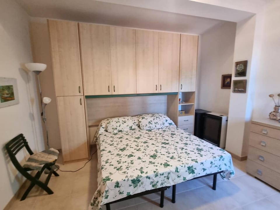 Bed, Bedroom, wardrobe