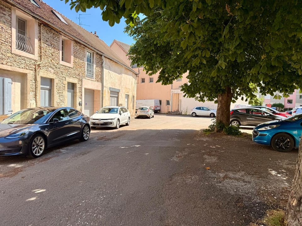 Neighbourhood