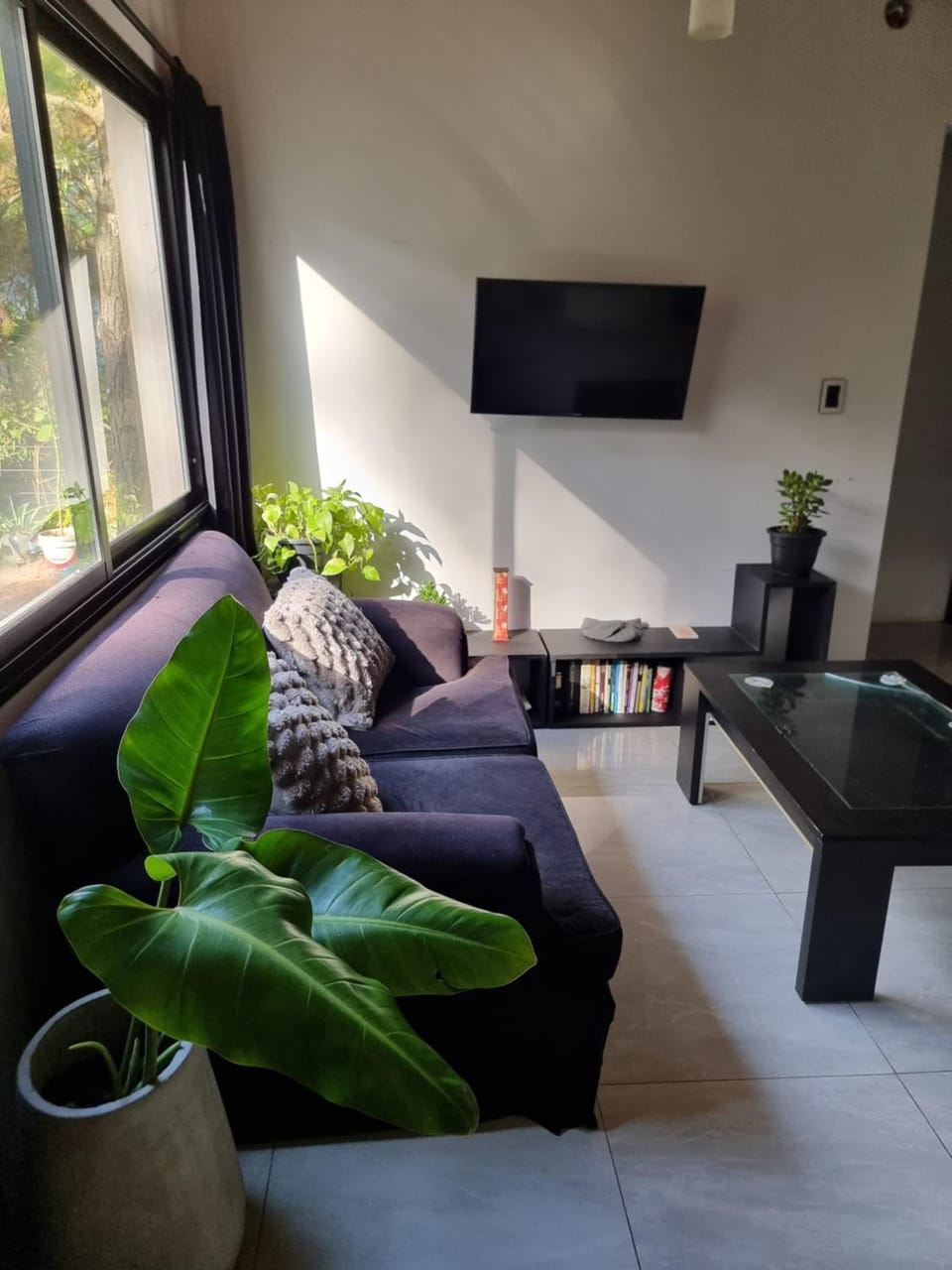 TV and multimedia, Seating area