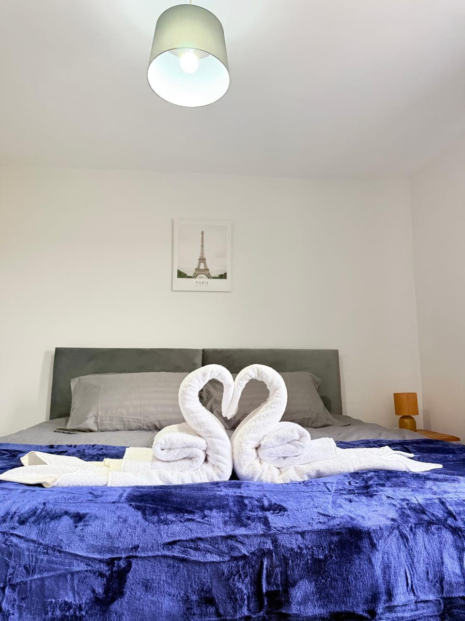 Cosy Lincoln Home Sleeps 6 with Parking House in Lincoln