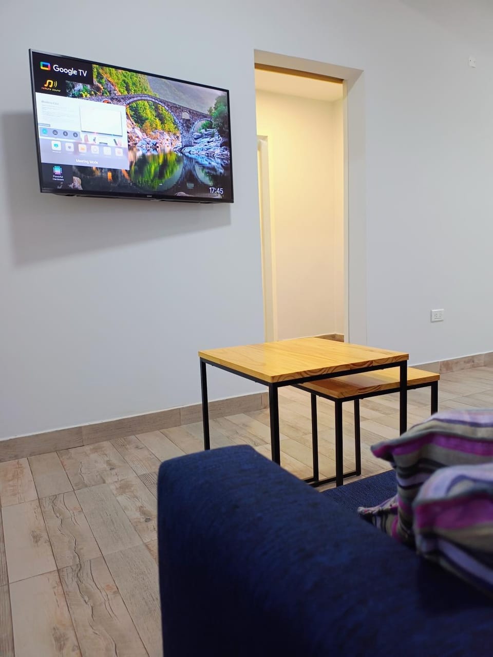 Communal lounge/ TV room, TV and multimedia, Living room