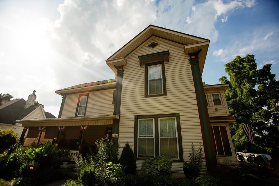 Bees B & B Bed and Breakfast in Mount Airy