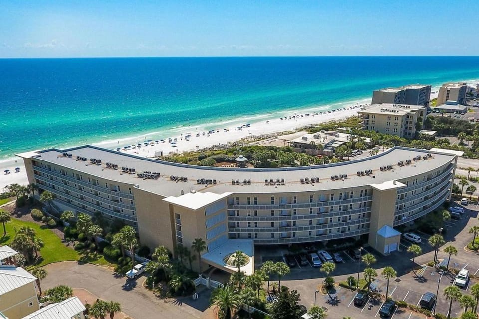 Crescent 109 House in Miramar Beach
