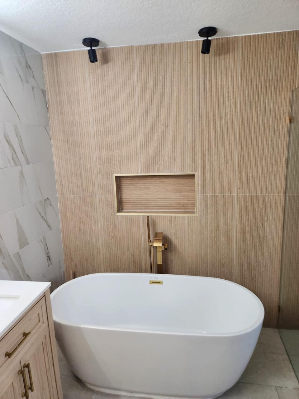 Bathroom, Bath
