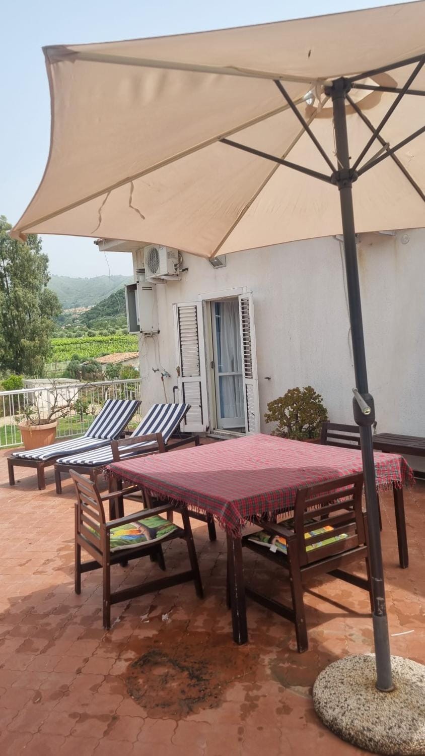 Day, Balcony/Terrace, Dining area, sunbed
