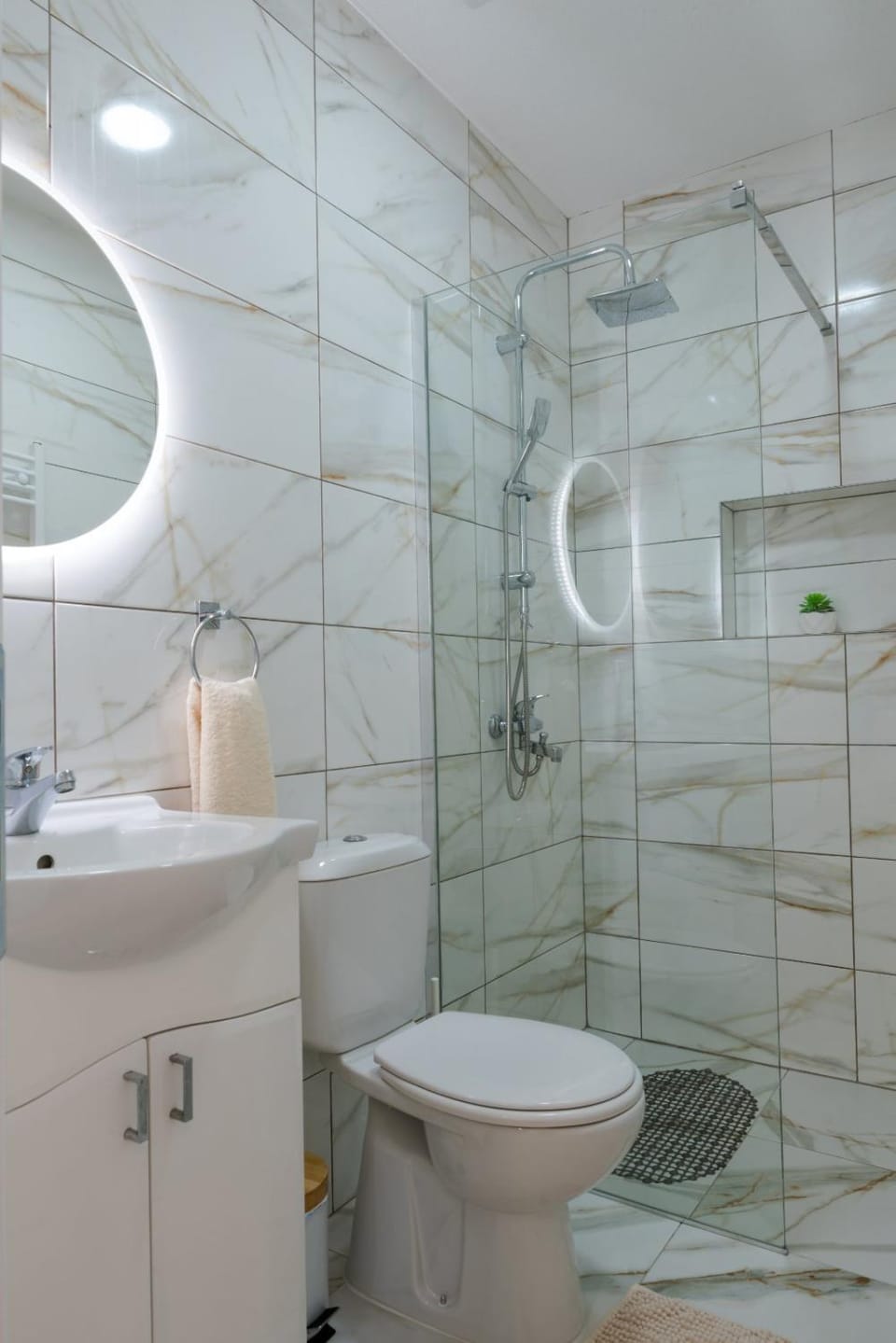 Shower, Toilet, Bathroom