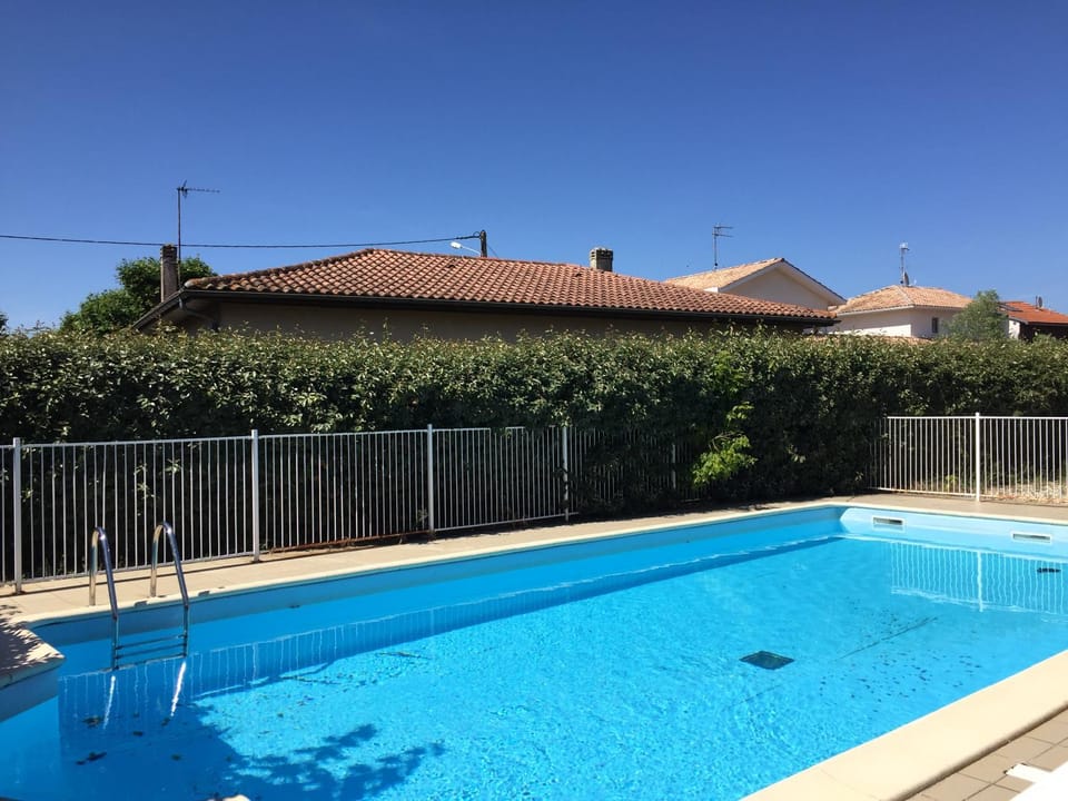 Appartement 2 pièces à La Teste avec piscine Apartment in La Teste-de-Buch