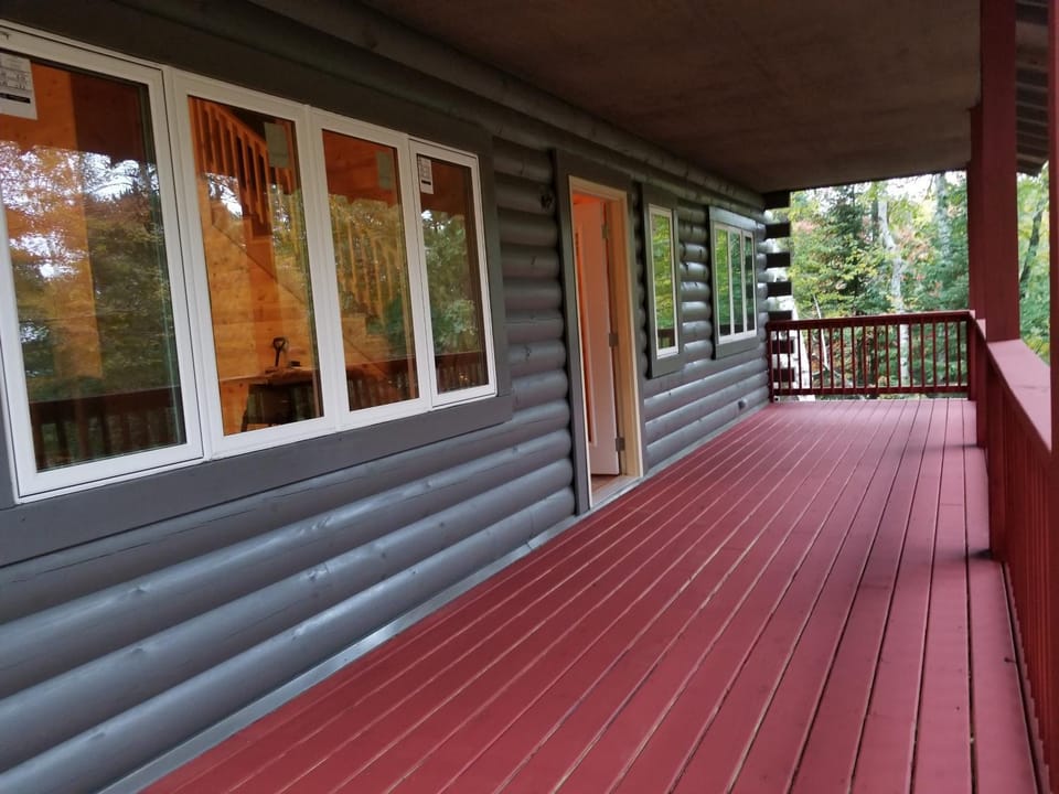 Modern Spacious Home 11 Cedaroma Northwoods access to resort kayaks yoga firepit lakeviews House in St Germain