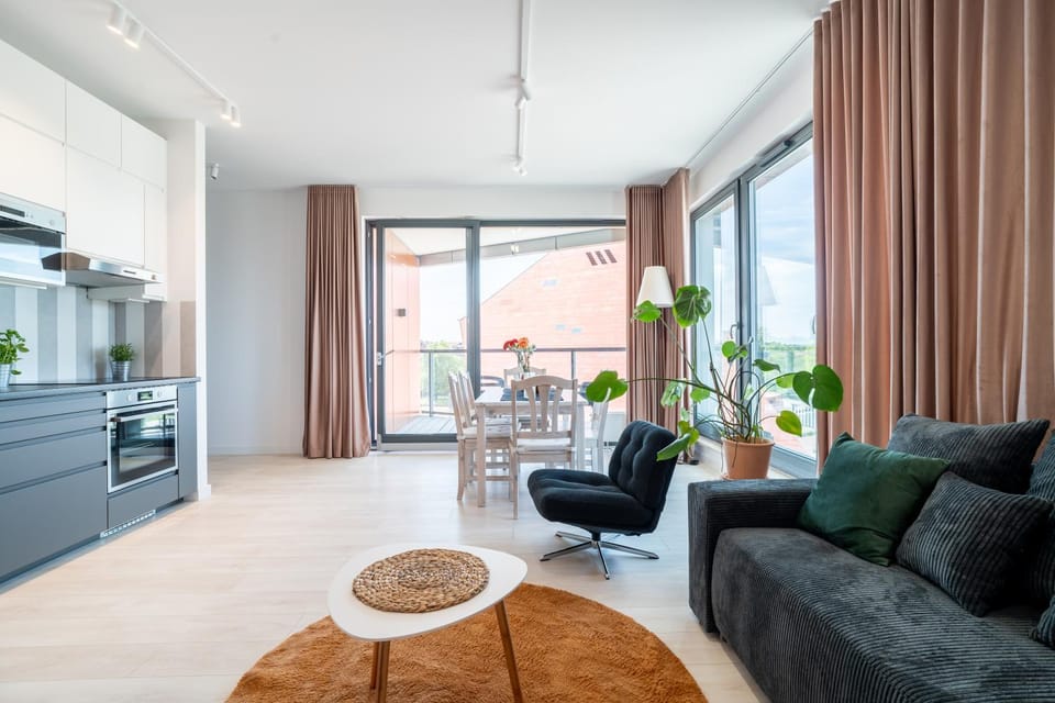 Kitchen or kitchenette, Living room, Seating area