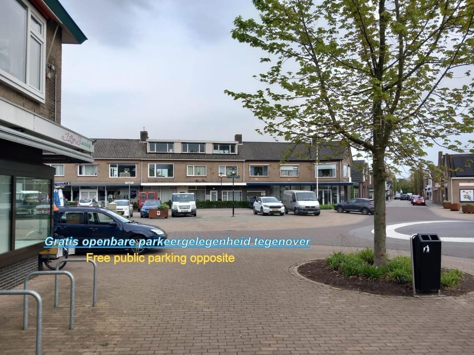 Vakantie woning centrum Krabbendijke Apartment in Zeeland, Netherlands