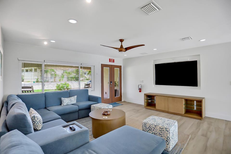 The Beach Life House in Indian Rocks Beach