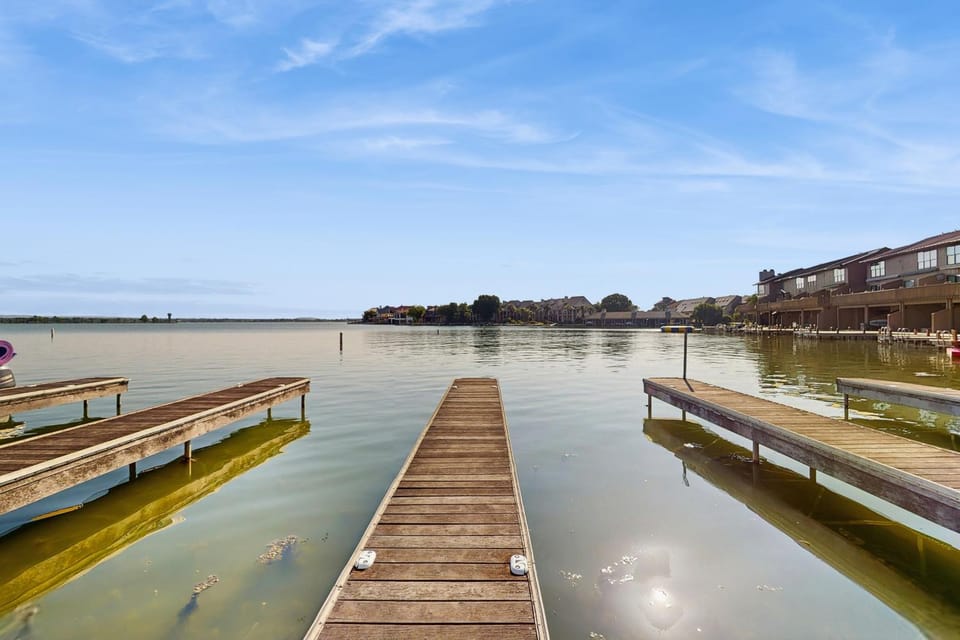The Waters Condo - Lakefront Oasis Apartment in Lake Lyndon B Johnson