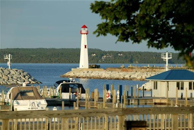 Pier Harbor #2 House in Saint Ignace