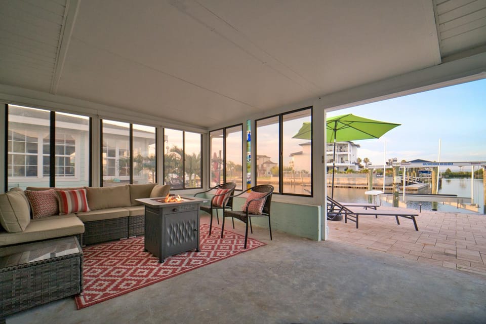 Sunsets and Dolphins House in Hernando Beach