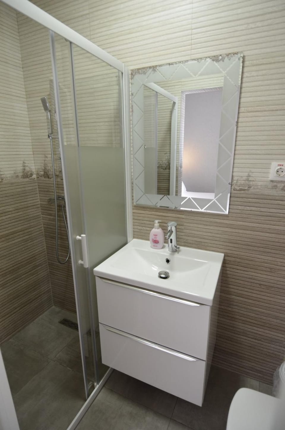 Shower, Bathroom