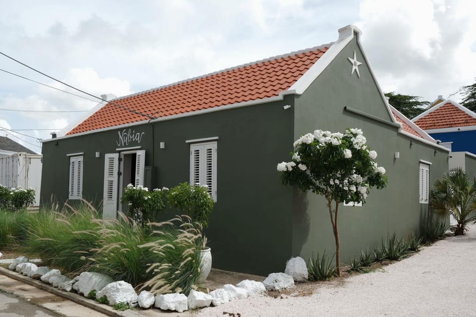 Property building, Day, Neighbourhood, Street view