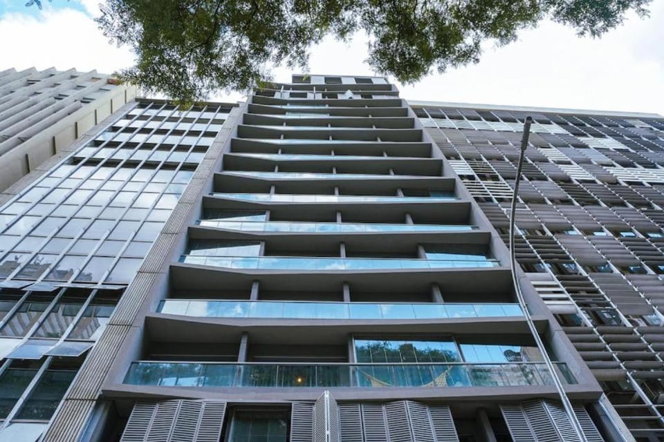 Studio com varanda 5 min metrô Consolação Apartment in Sao Paulo City