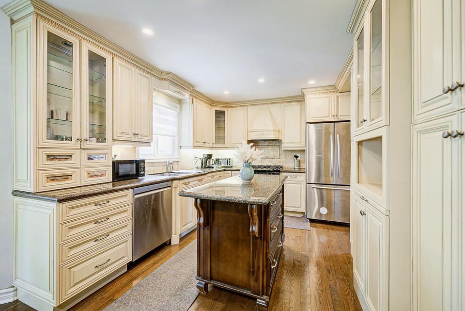 Kitchen or kitchenette, kitchen