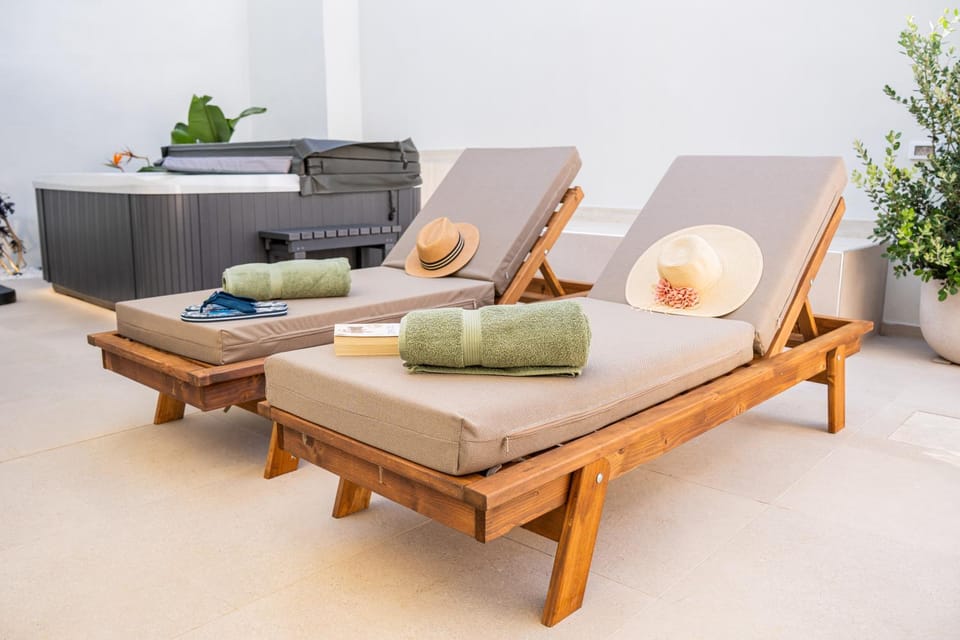 Garden, Hot Tub, Spa and wellness centre/facilities