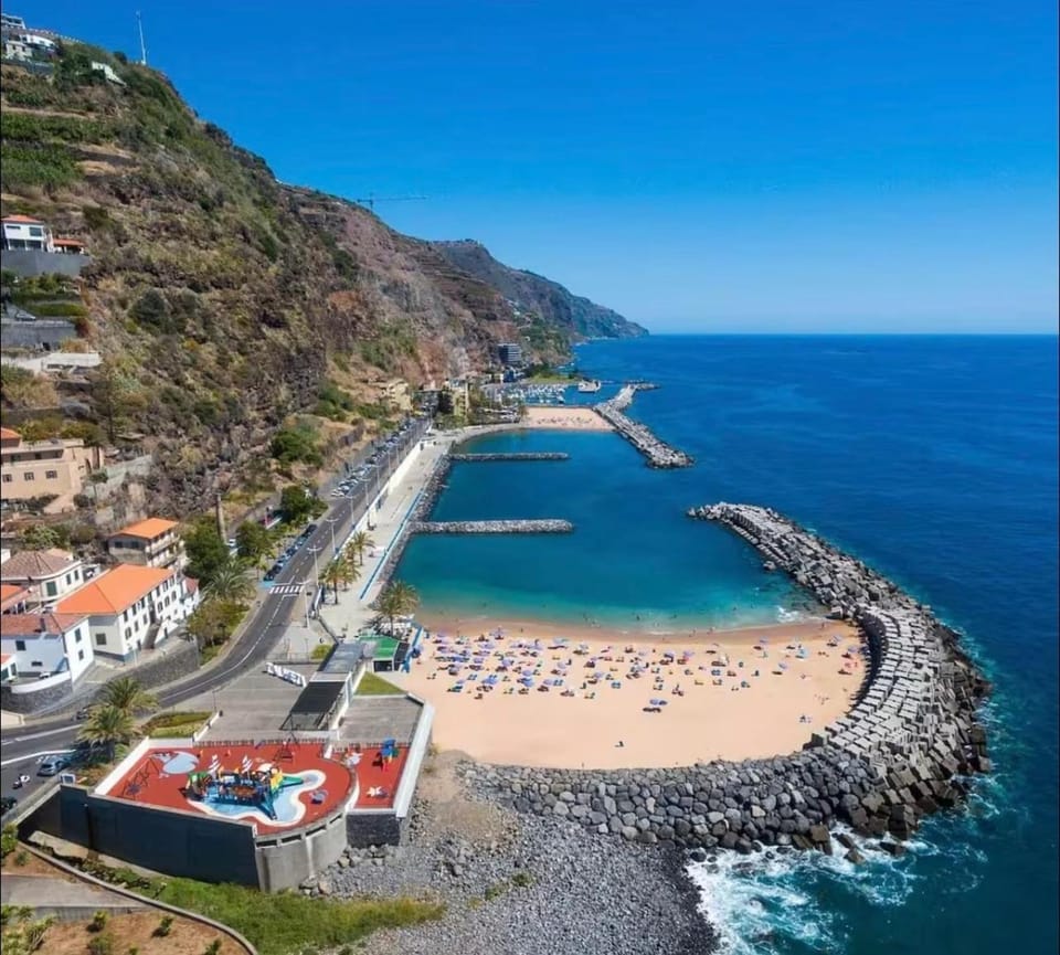 Meu Quintal 3, Calheta-Madeira Apartment in Madeira District