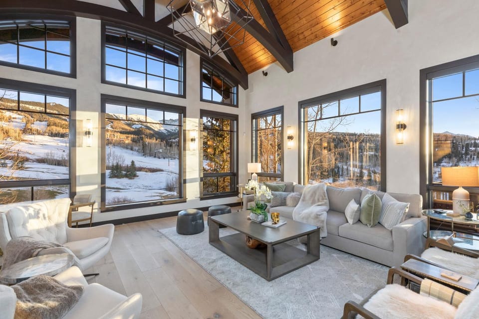 Winter, Living room, Seating area