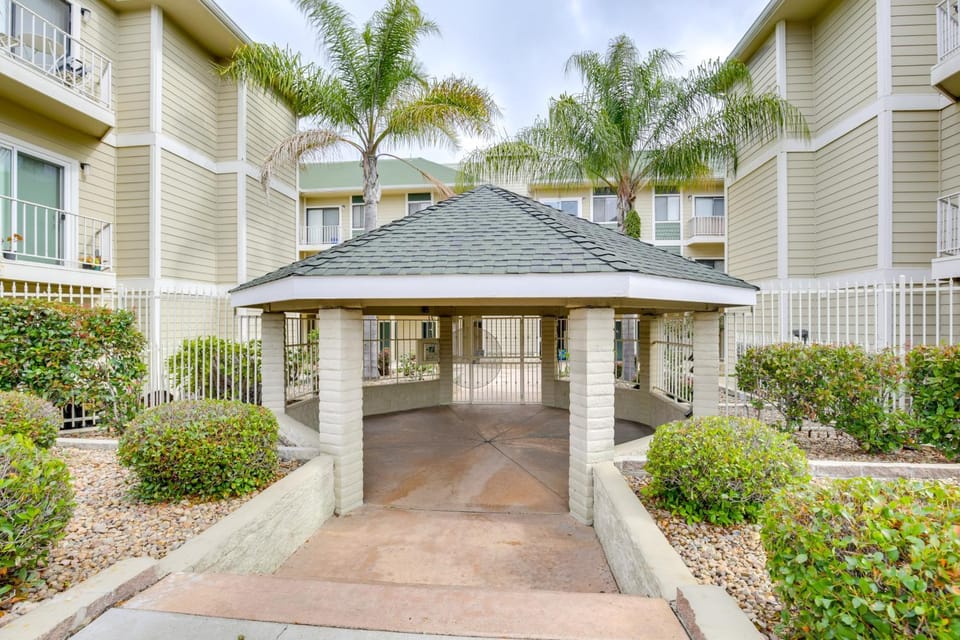 Golden Hill Gem 2 Mi to Convention Center: Dogs OK House in San Diego