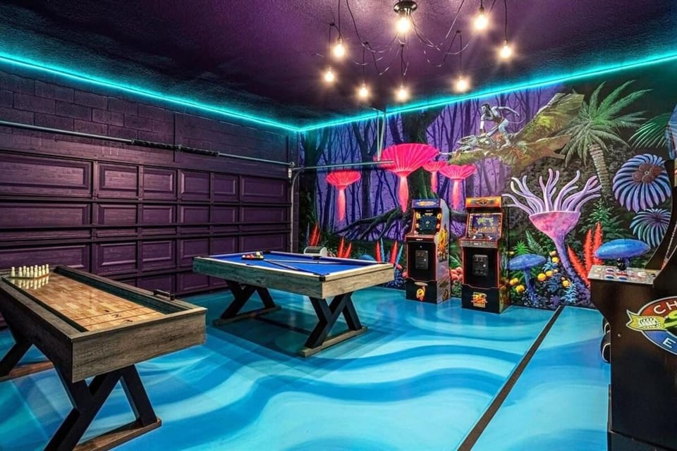 Upstay Bella Vida Resort - Resort-Style 12BR Villa House in Kissimmee