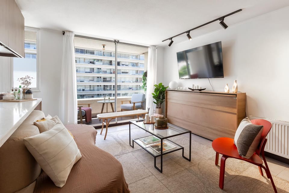 Communal lounge/ TV room, TV and multimedia, Living room