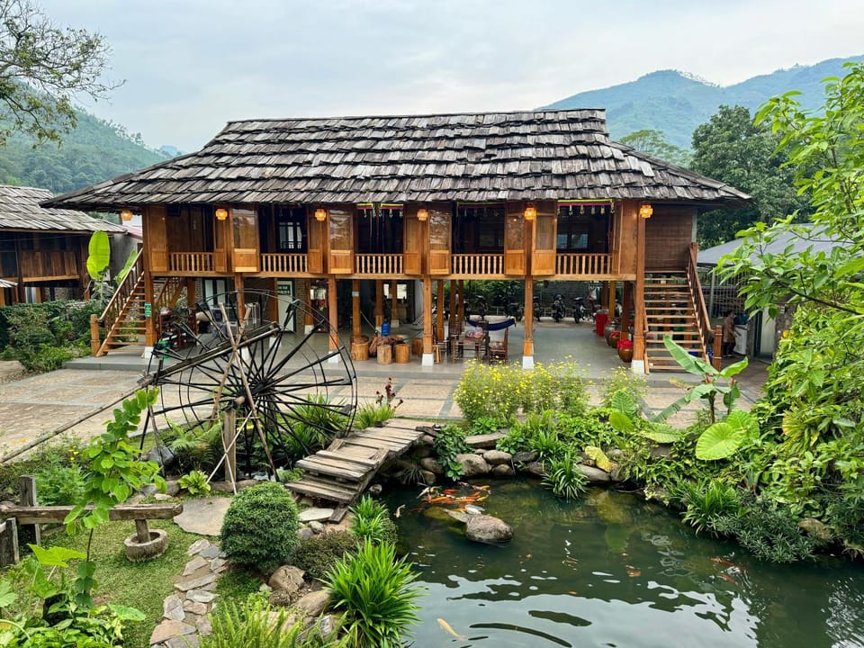 Nhà Sàn Gái Bản Bed and Breakfast in Vietnam