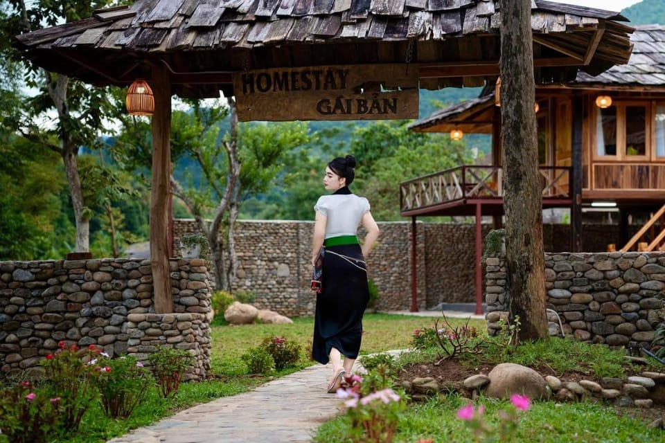 Nhà Sàn Gái Bản Bed and Breakfast in Vietnam